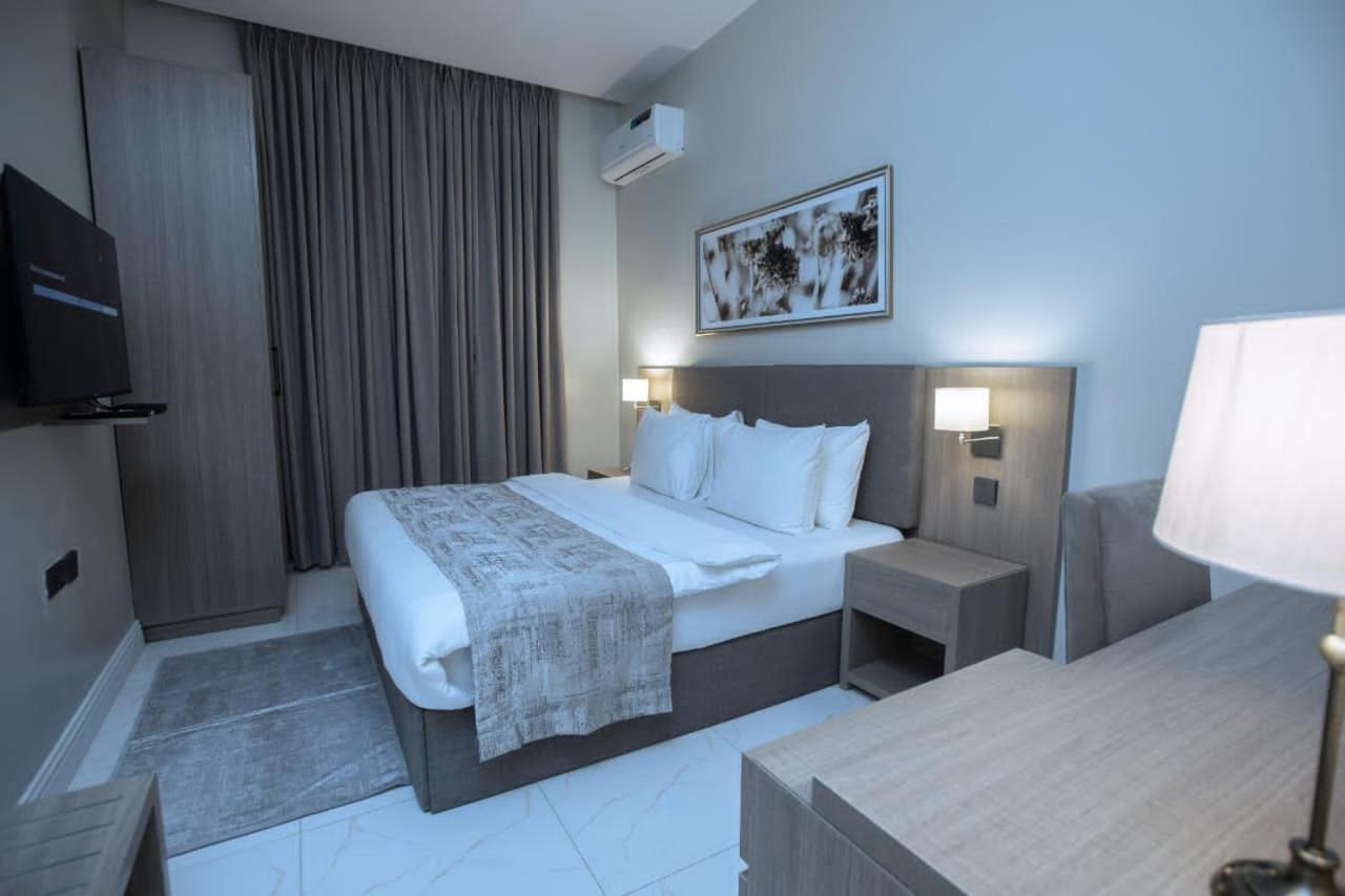 Knightsbridge Hotel & Suites 아부자 외부 사진