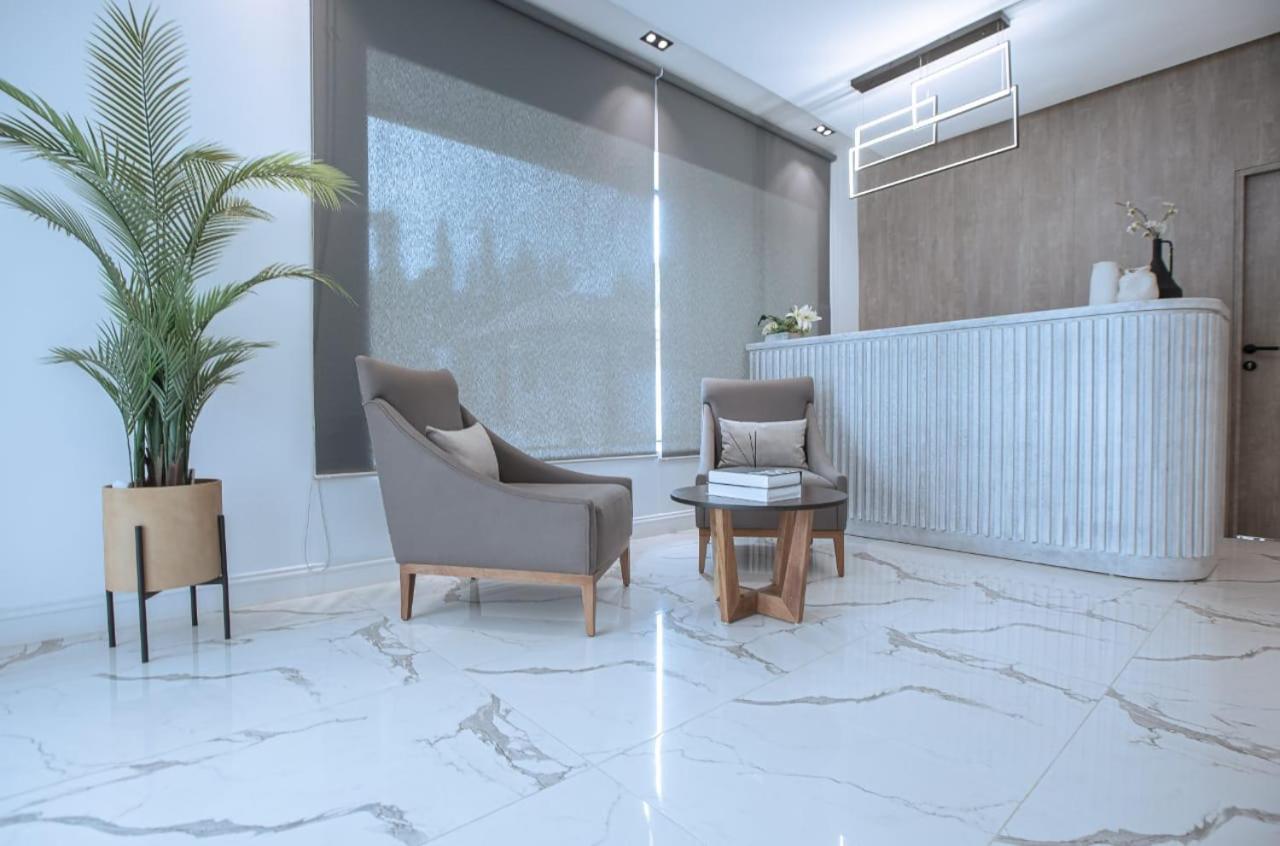Knightsbridge Hotel & Suites 아부자 외부 사진